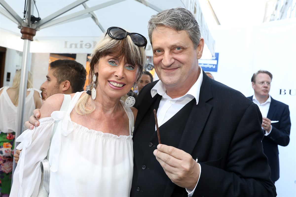 Dieter Chmelar mit Ehefrau Brigitte