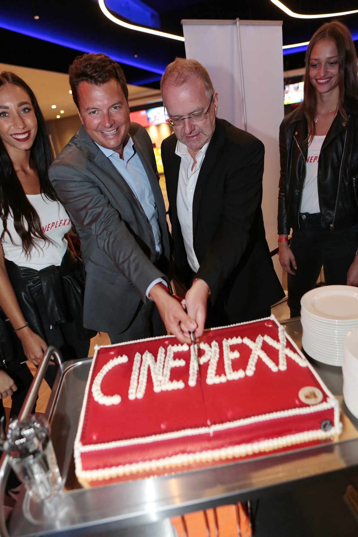 Christof Papousek und Christian Langhammer bei der Eröffnung des Cineplexx Villach