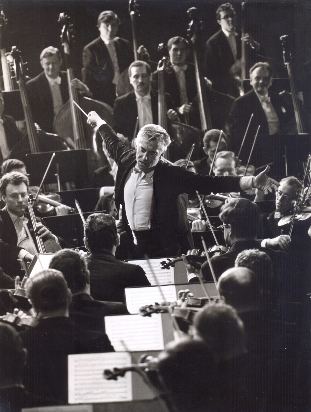 Karajan im Orchester