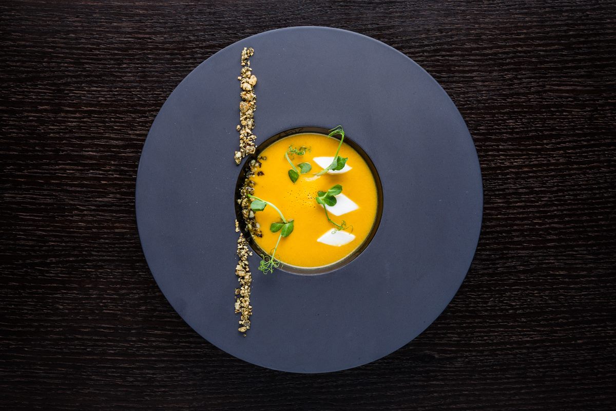 Neuer Küchenchef & neue Küchenlinie im 57 Restaurant & Lounge im Meliá Vienna: Kürbissuppe | Kokos | Curry
