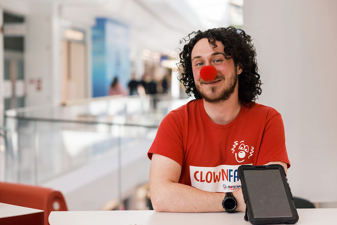 Westfield Shopping City Süd spendet 17.500 Euro an MOKI und ROTE NASEN