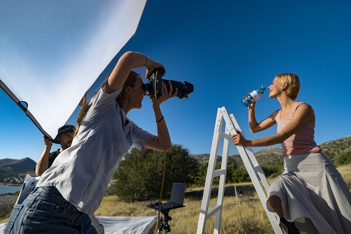 Mit Alli Neumann als Markenbotschafterin und einer breit angelegten 360-Grad-Kampagne stärkt Vöslauer seine Markenpräsenz im deutschen Markt – und setzt gezielt auf Wachstum in dynamischen Segmenten.