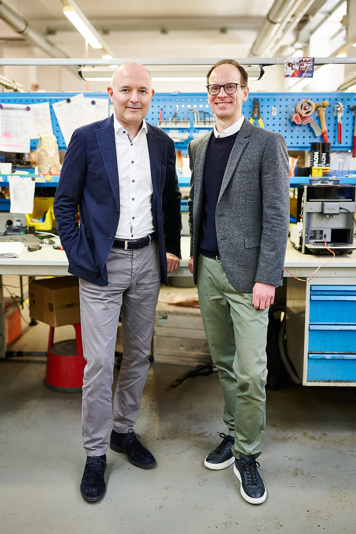 v.l.n.r. Andreas Diepold, Geschäftsführer, und Christian Berends, Leitung Kundendienst der BSH Österreich 