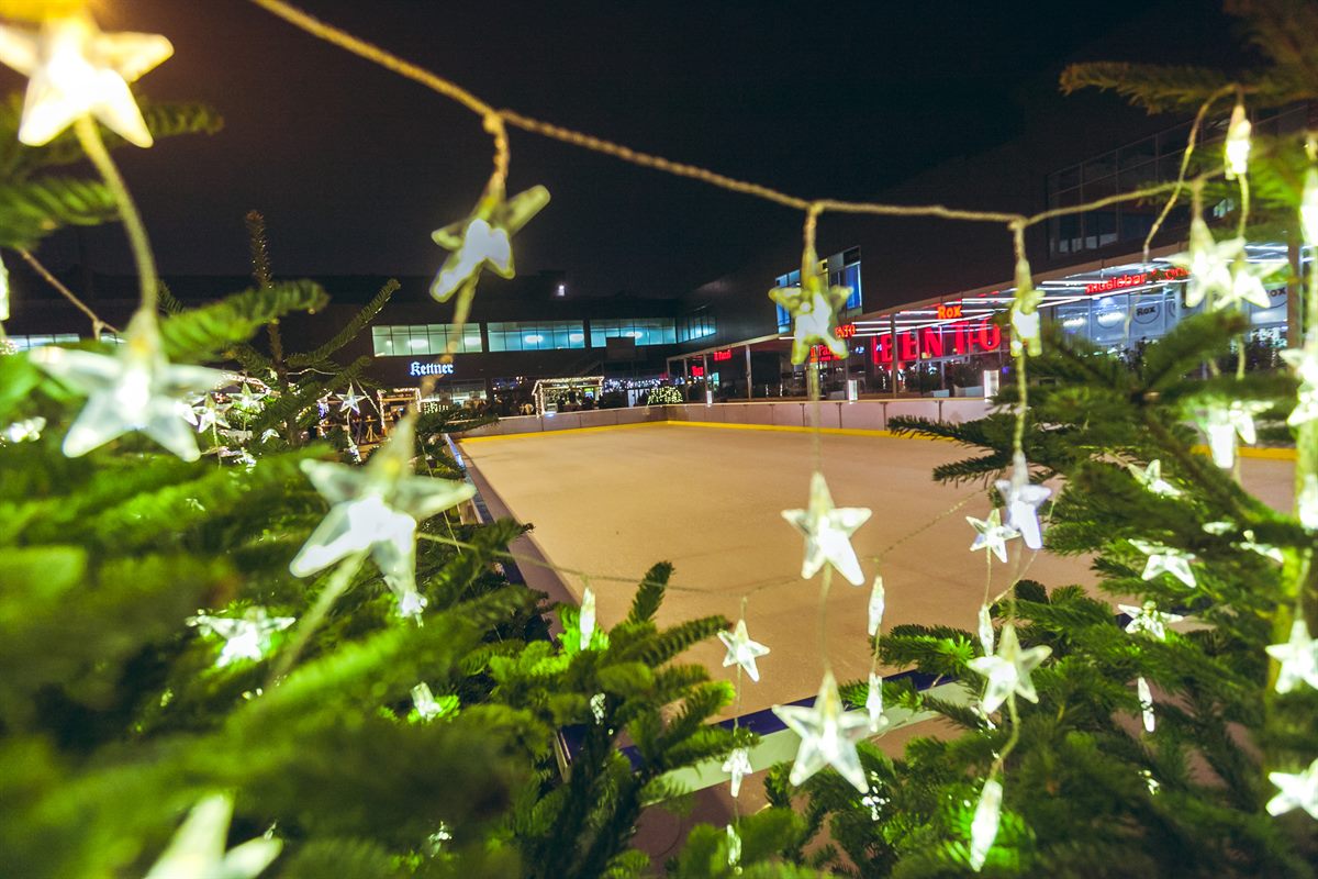 SCS Weihnachtsmarkt auf den Multiplex-Terrassen