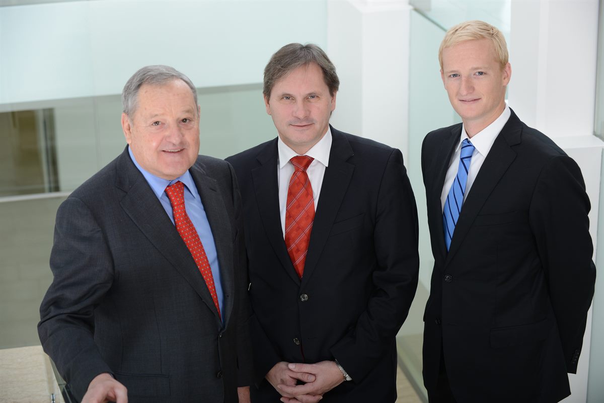 V. li. n. re.: Dkfm. Helmut Eder, DI Werner Hörner, Mag. Johannes Eder. 
