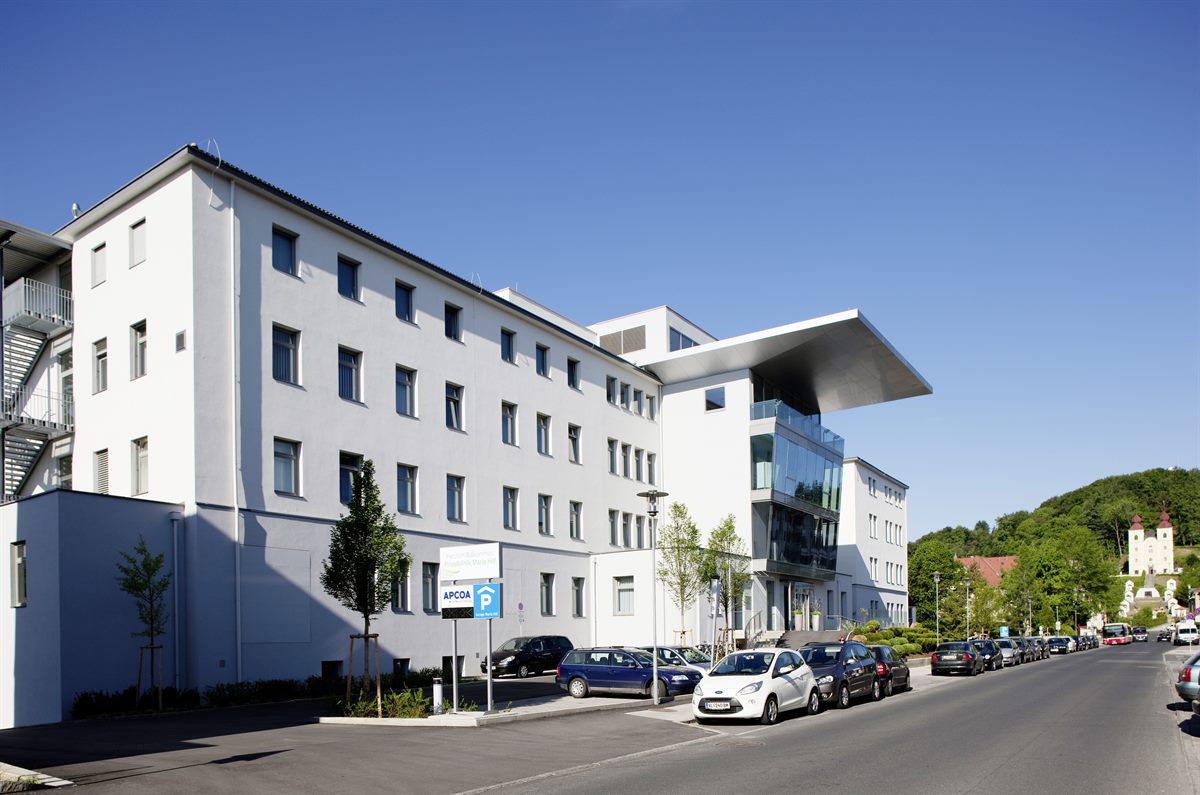 82 Prozent wünschen sich laut Humanomed-Gesundheitsstudie, dass sich der Arzt genügend Zeit nimmt. In der Privatklinik Maria Hilf setzt man auf individuelle, am letzten Stand der Wissenschaft orientierte Medizin.