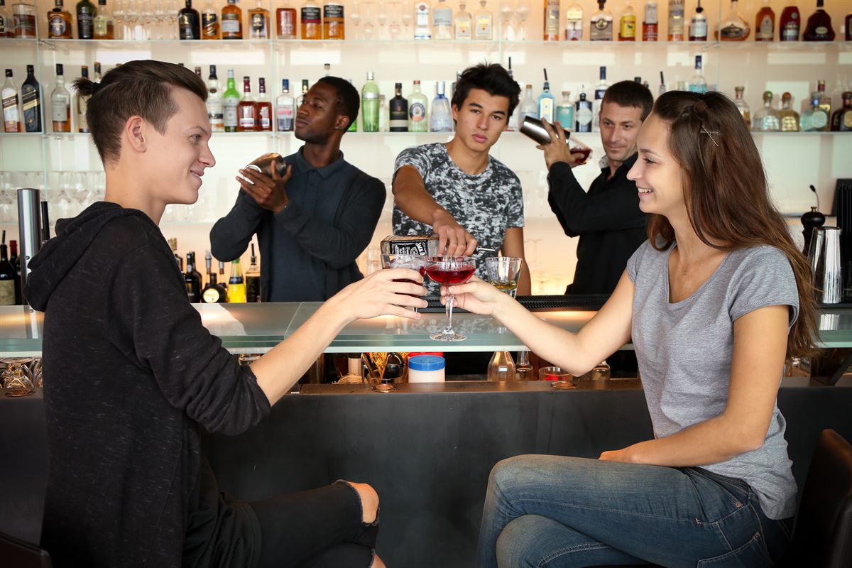 Auf Tuchfühlung mit den Boys & Girls von Austrias Next Topmodel: Party like a model am 29. September 2015 in der 57 Lounge im Meliá Vienna