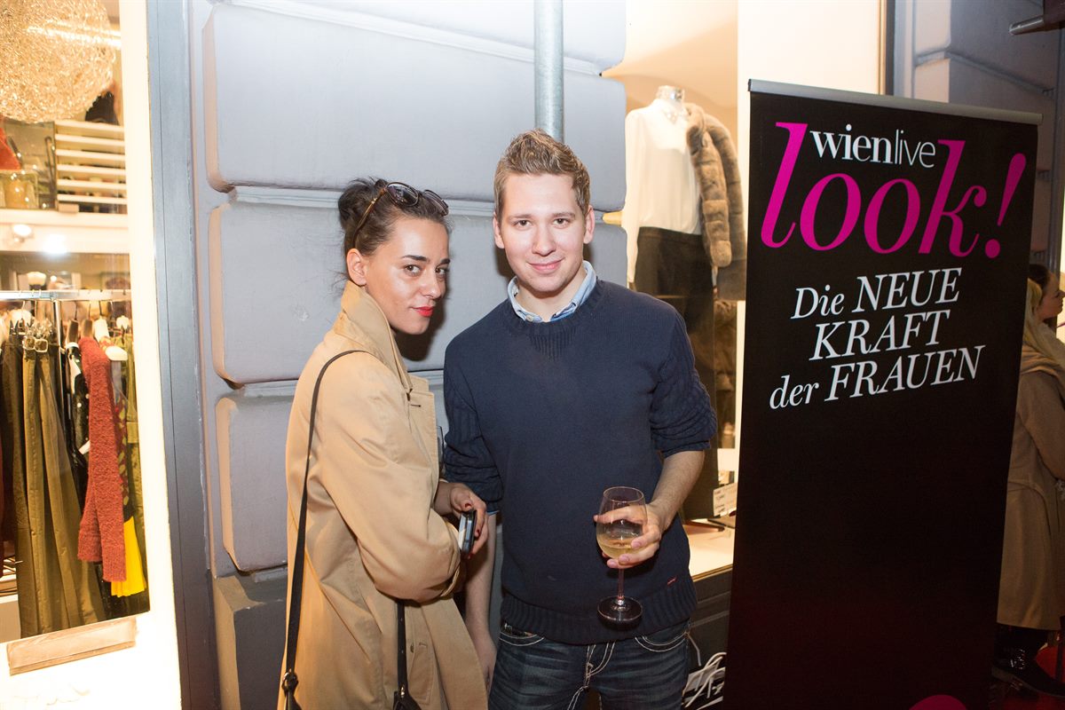 Schauspielerin Edita Malovčić beim Sterngasse 4 Shopping Event 