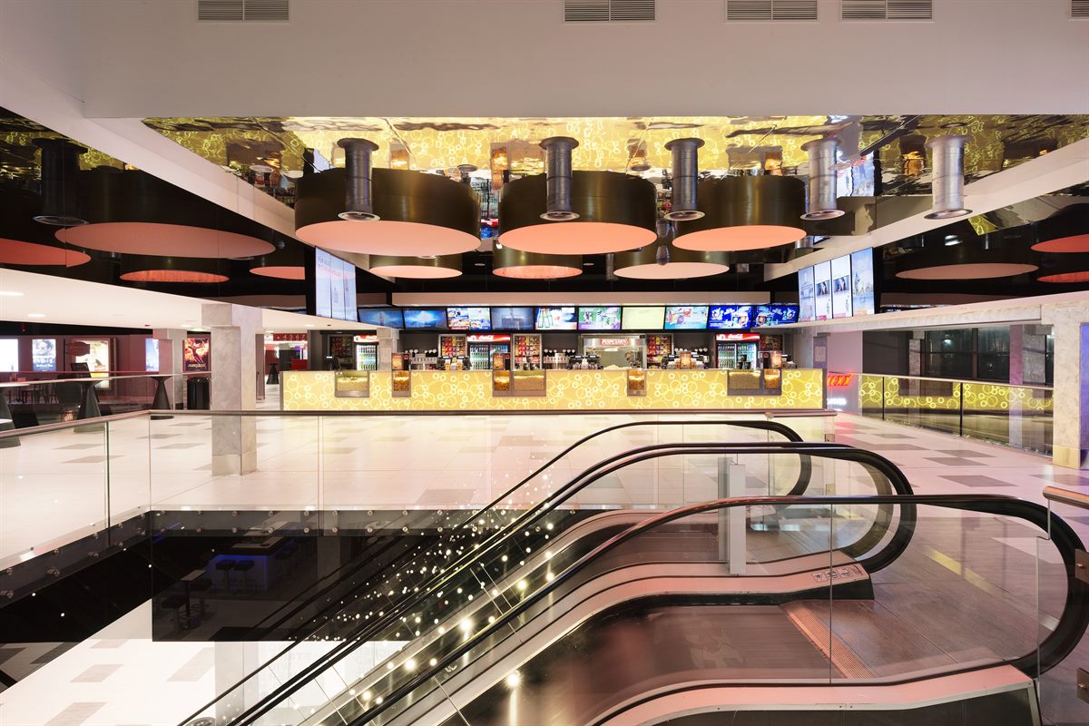 Das Foyer im neuen Cineplexx Linz 