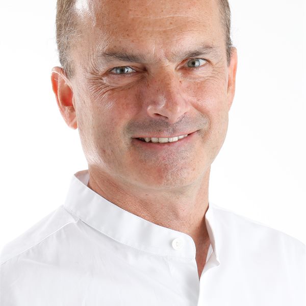 Dr. Robert Haas