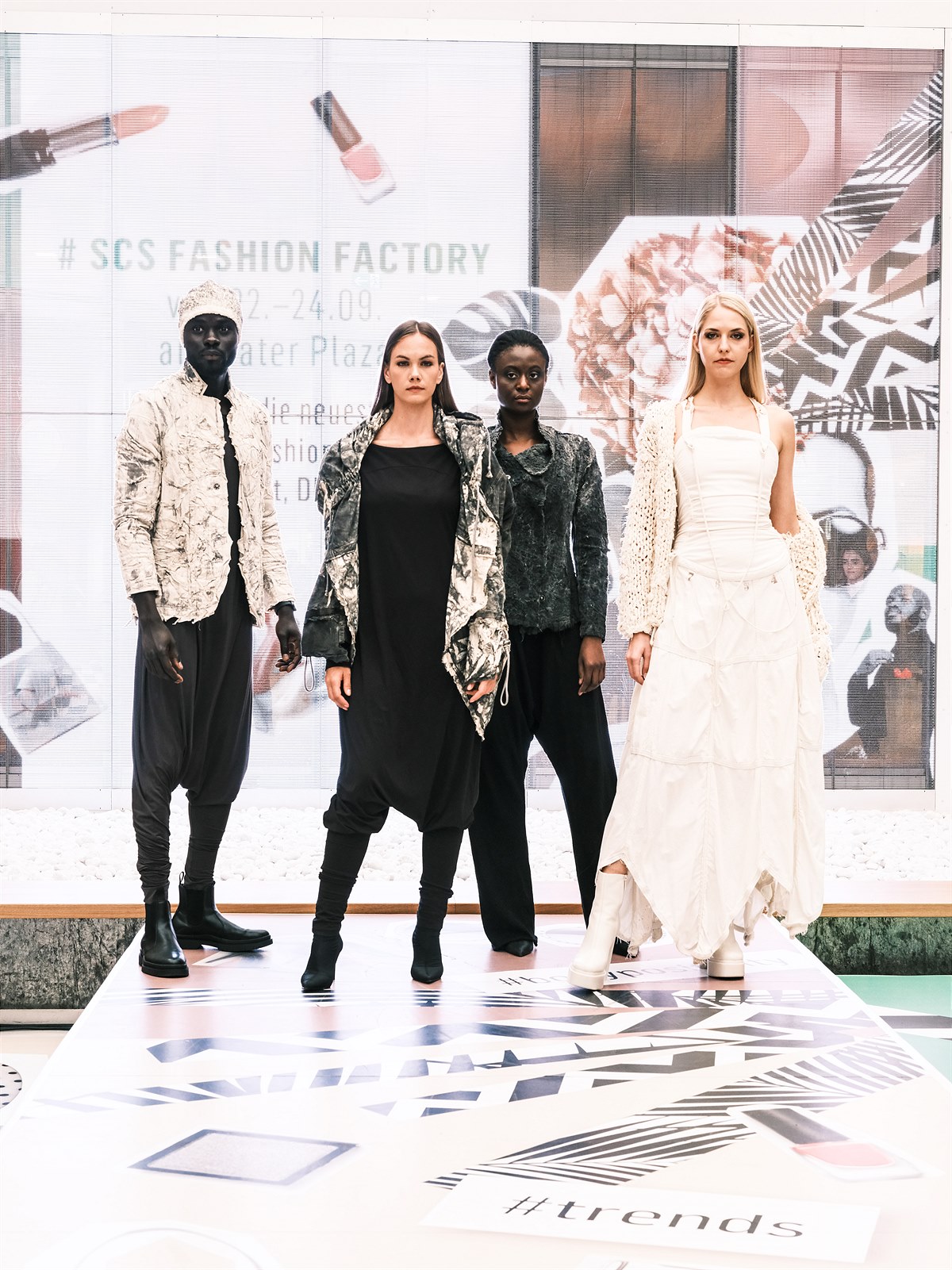 Upcycling-Mode des Labels kma bei der #SCS Fashion Factory
