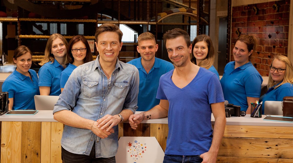 Robert Steiner mit seinem Team vom Dachboden Zauber