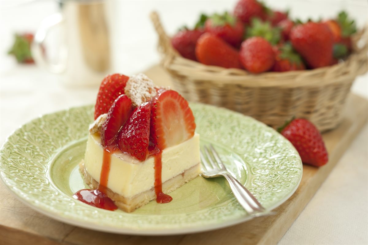 Café Am Hof: Cheesecake mit frischen Erdbeeren