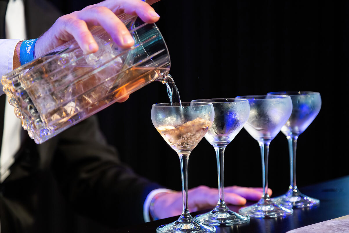 Das LIQUID MARKET Cocktail Festival kehrt vom 05. bis 07. September 2024 in die METAStadt Wien zurück 