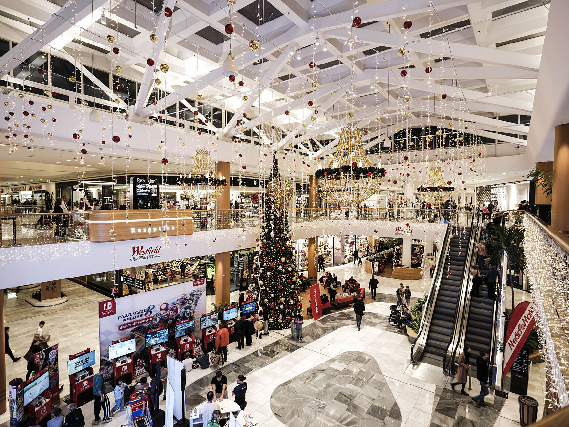 Westfield Shopping City Sud präsentiert sich mit neuer Weihnachtsdeko