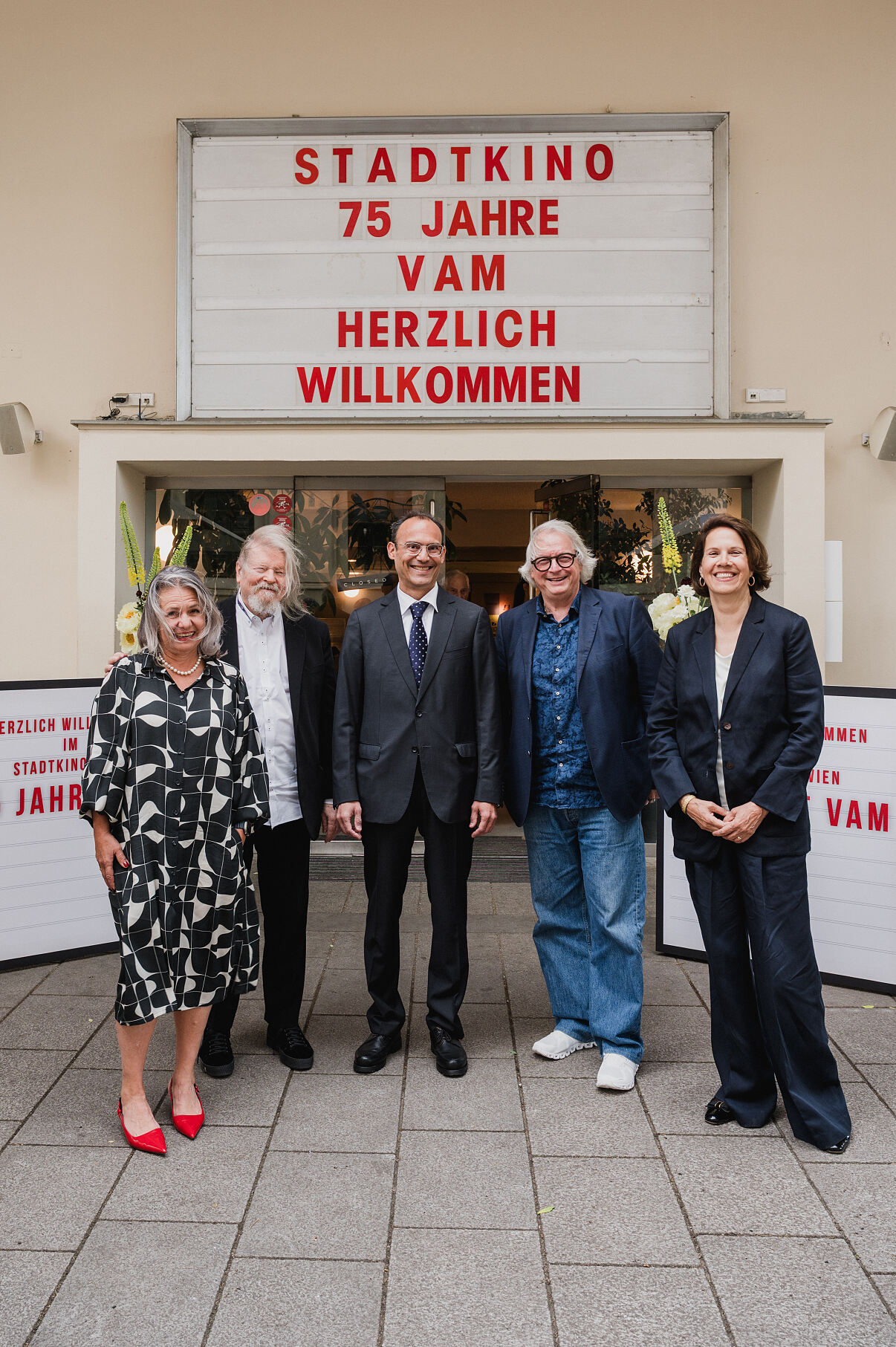 v.l.n.r.: Maria Teuchmann, Sir Christopher Hampton, Michael Kavouras, Danny Krausz und Katja Dor-Helmer