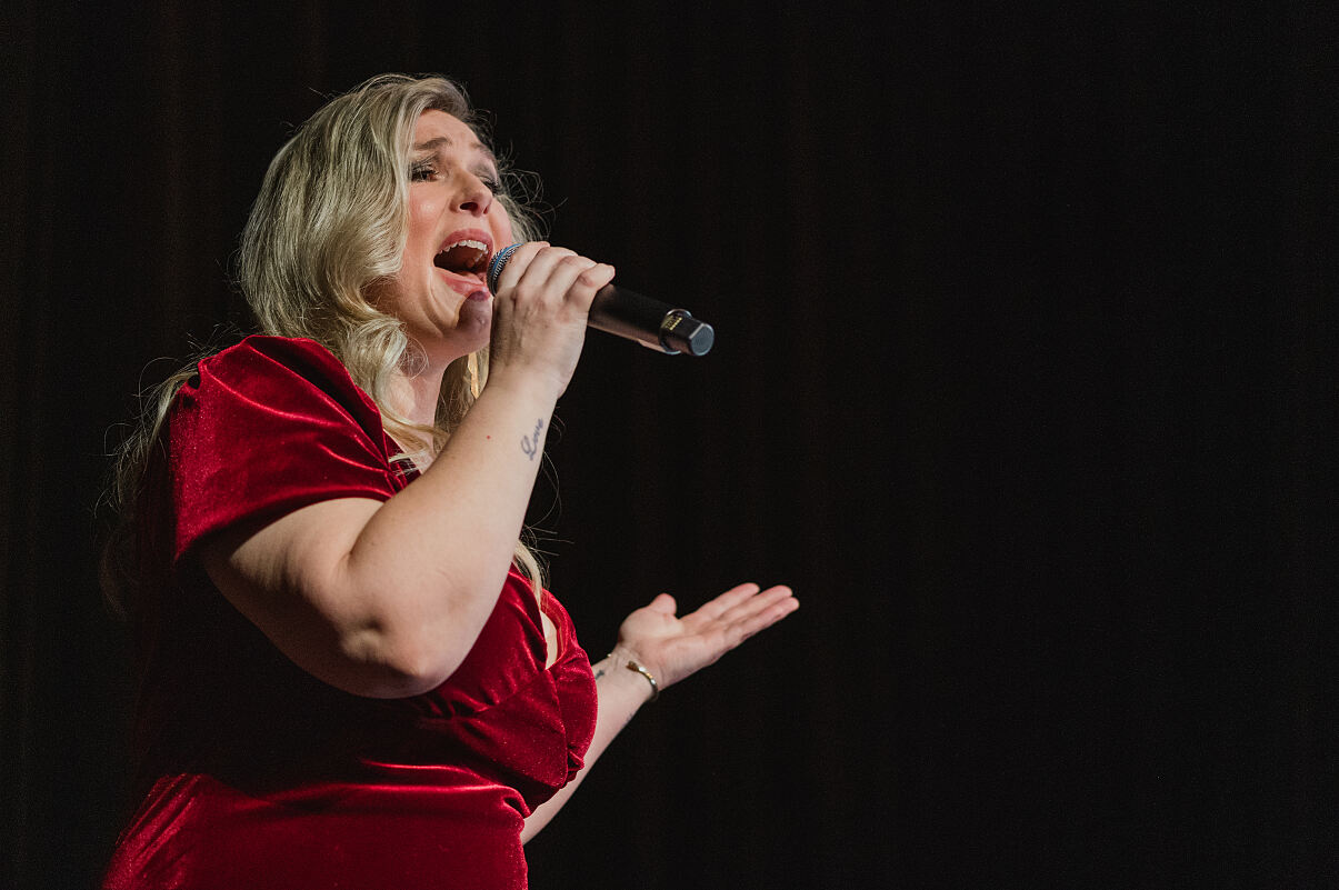 Ingrid Diem & Band begleiteten musikalisch durch den Abend 