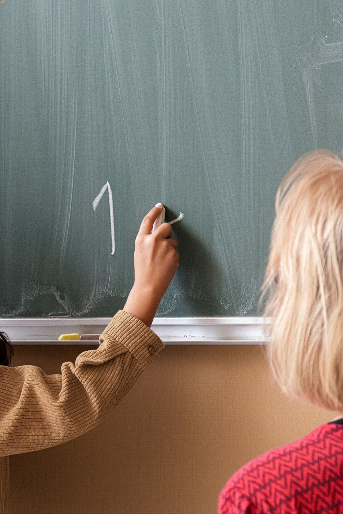 2025 spendet NOAN 31.500 Euro für Bildungsprojekte weltweit